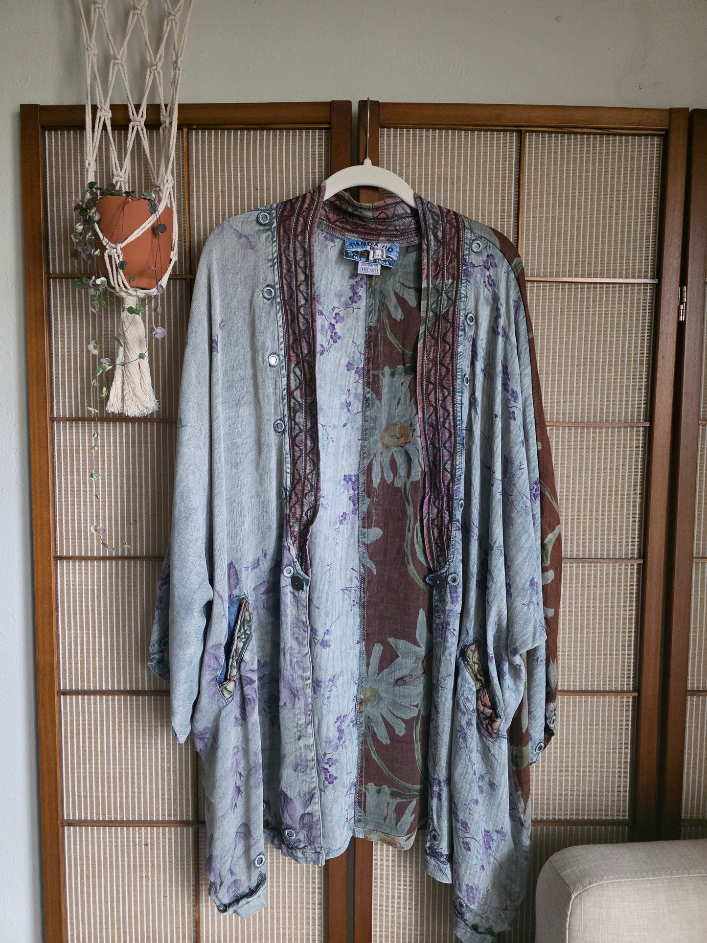 Rayon Throw Over